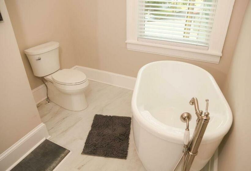 הוסטל Estes Manor   Sperryville Va