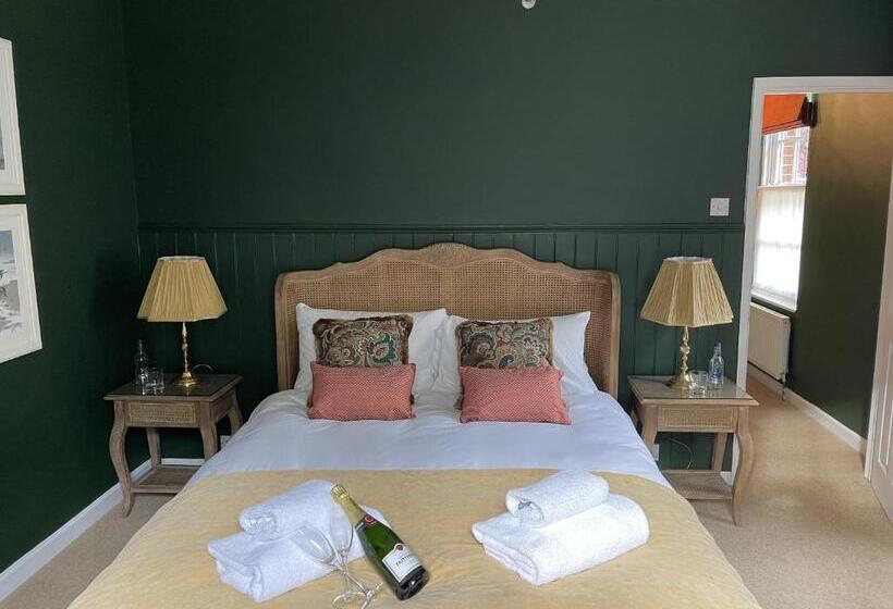 Bed and Breakfast The Lodge At Salhouse