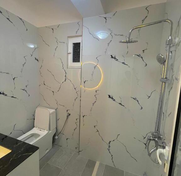 هتل Guesthouse Thanasi