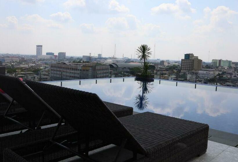 酒店 Ibis Palembang Sanggar
