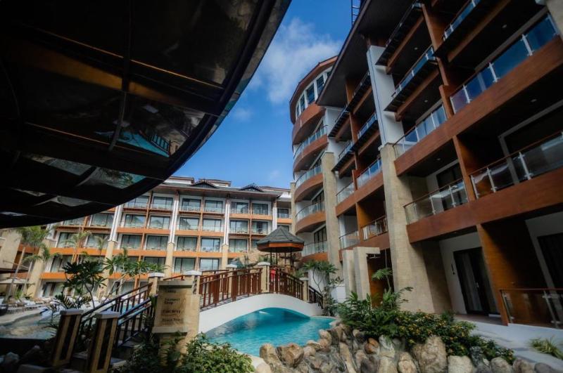 בית מלון כפרי Mandarin Bay Resort And Spa