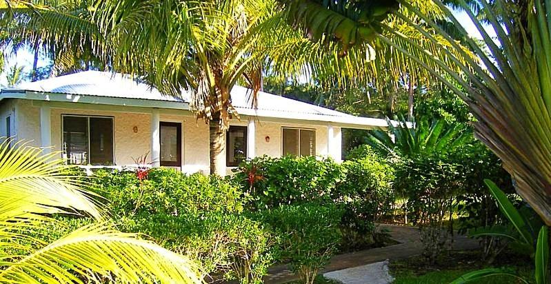 هتل The Harbourview   Vava U