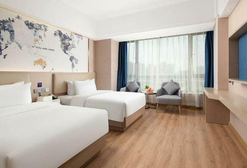 Kyriad Hotel Guigang Wuyue Plaza Railway Station