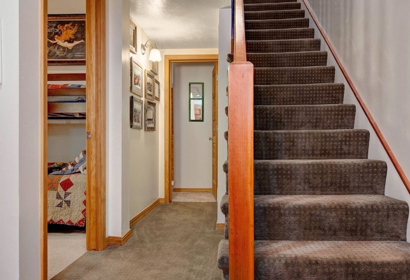 Abode On Woodside