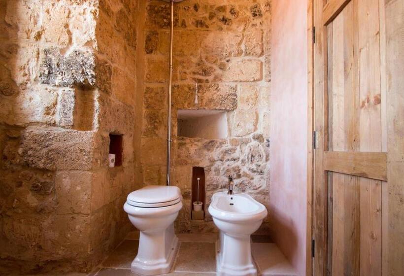 مبيت وإفطار Masseria Fano Relais & Wine