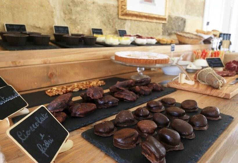 مبيت وإفطار Masseria Fano Relais & Wine