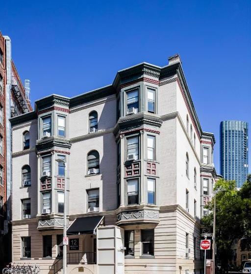 Boston Fenway Inn By Found