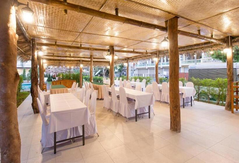 هتل Evergreen Resort Chaam