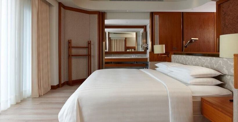 هتل Four Points By Sheraton Penghu