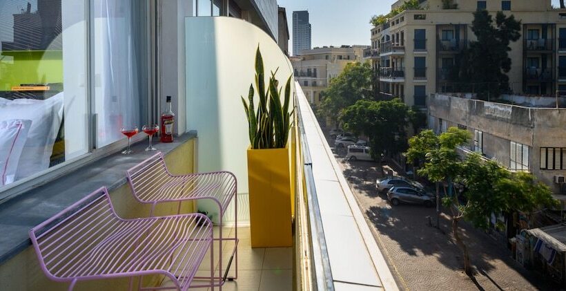 Poli House By Afi Hotels