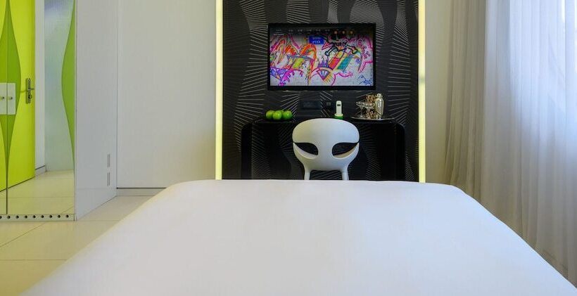 Poli House By Afi Hotels