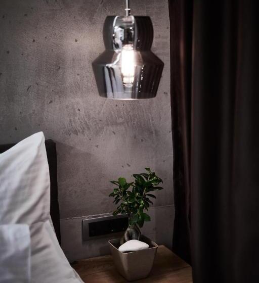 پانسیون One Luxury Suites