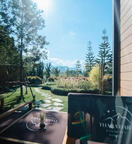 استراحتگاه Thara Dara Khaoyai