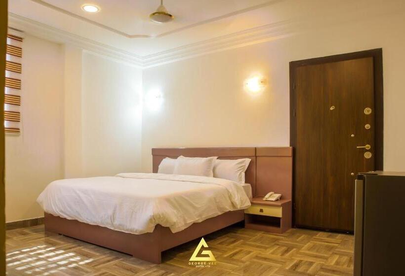住宿加早餐  George Vee Hotel Ltd