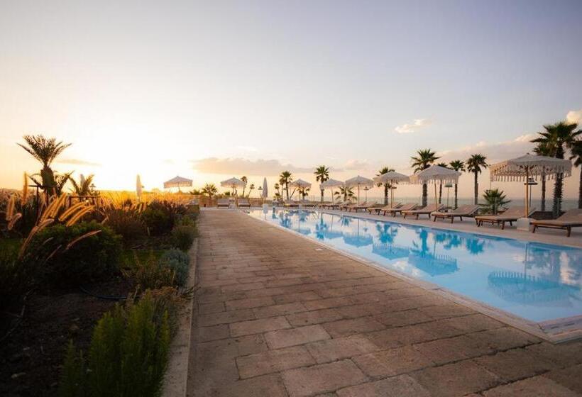 هتل Valerio Resort Beach Club