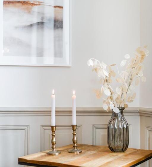 هتل Zámek Dobřenice