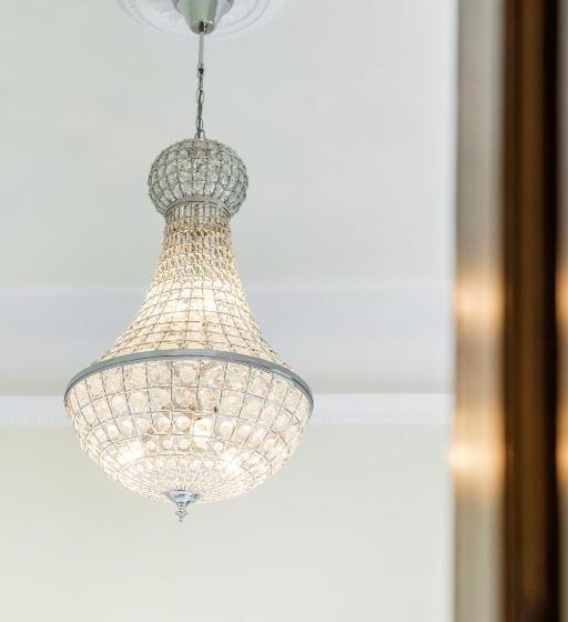 هتل Zámek Dobřenice