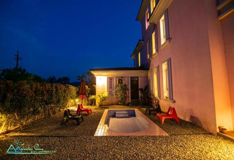 獨棟別墅 私人花園 桐話親子民宿 Tonghua B&b