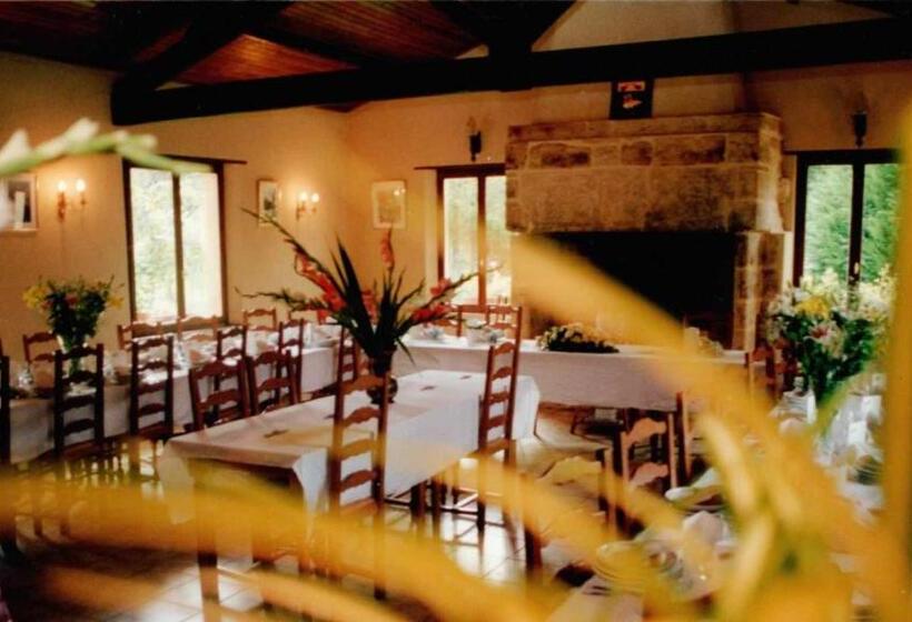住宿加早餐  Ferme Auberge Du Roc