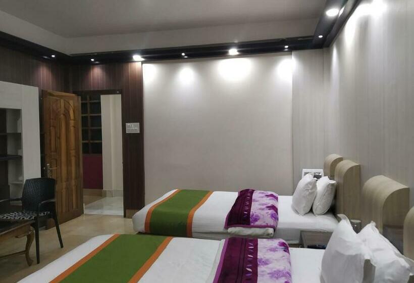 호텔 Ziro Palace Inn A Boutique