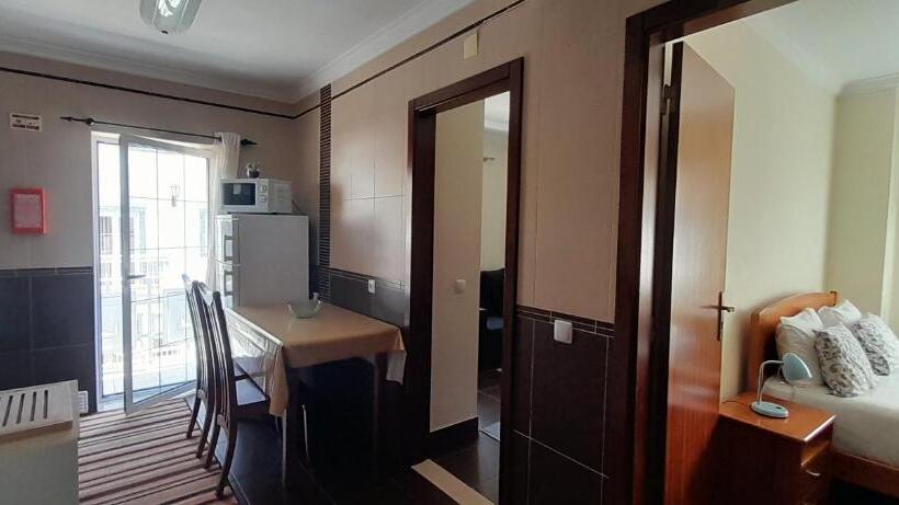 Пансион Guesthouse, Ap Veríssimo
