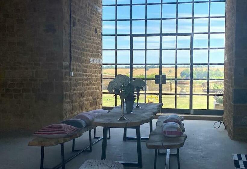住宿加早餐  Stunning  Room With A View