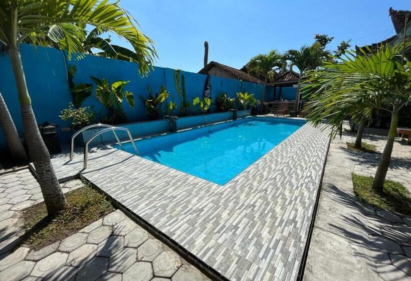 هتل Capital O 92615 Villa Utama D Alas Purwo