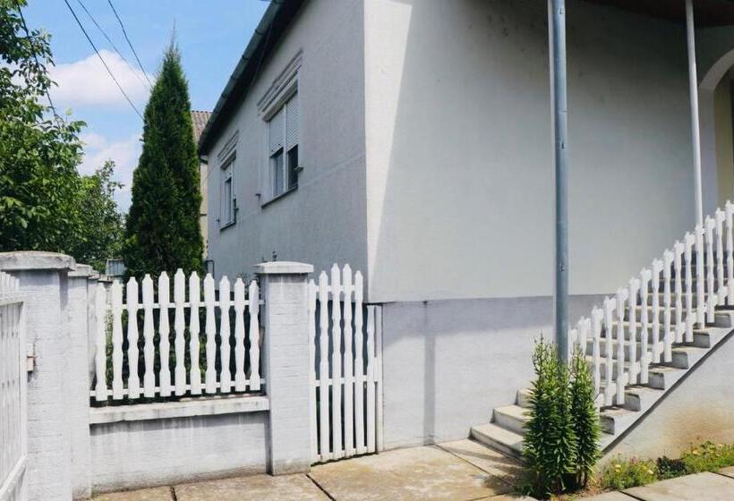 ペンション садиба анна   термальні води косино