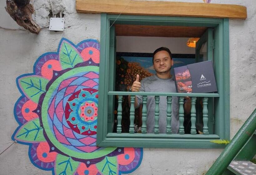 پانسیون Hostal Casa Del Frailejón   Café