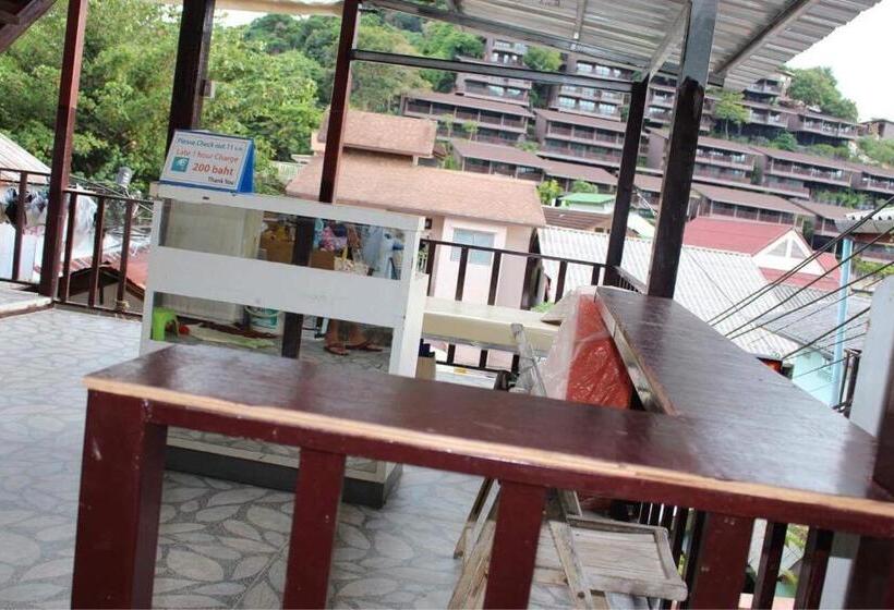 پانسیون Lux Guesthouse