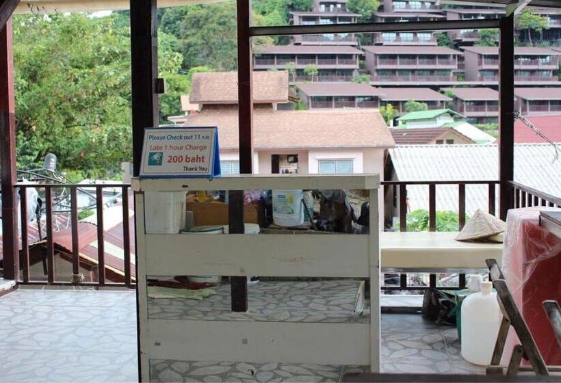 پانسیون Lux Guesthouse