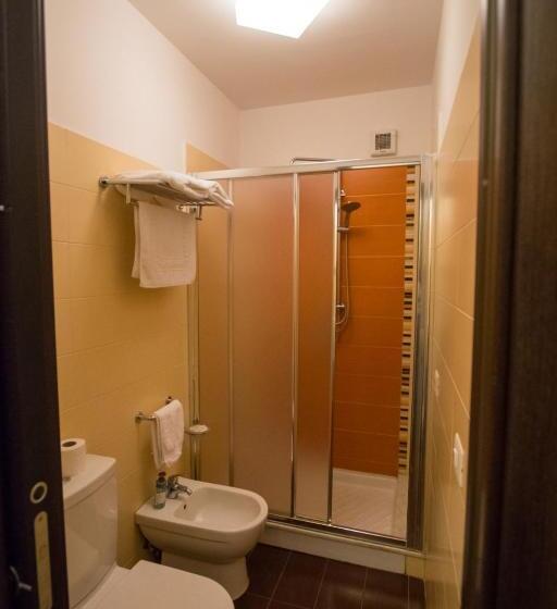 پانسیون Acitrezza B&b