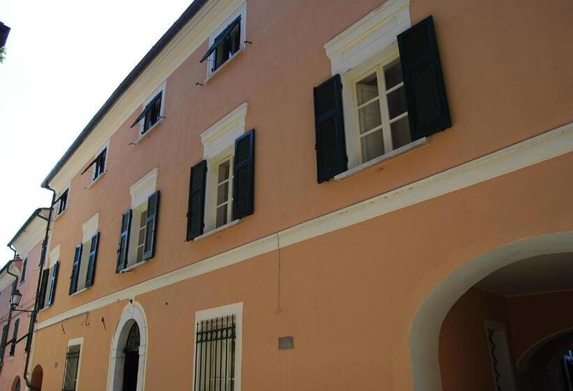بنسيون Dimora Garibaldi