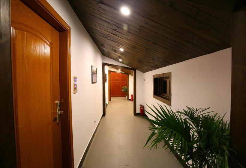 بنسيون Fenghuang Slowly Time Inn