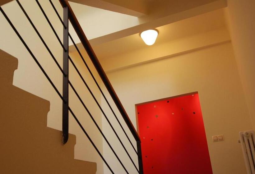 پانسیون Vila Jasmína