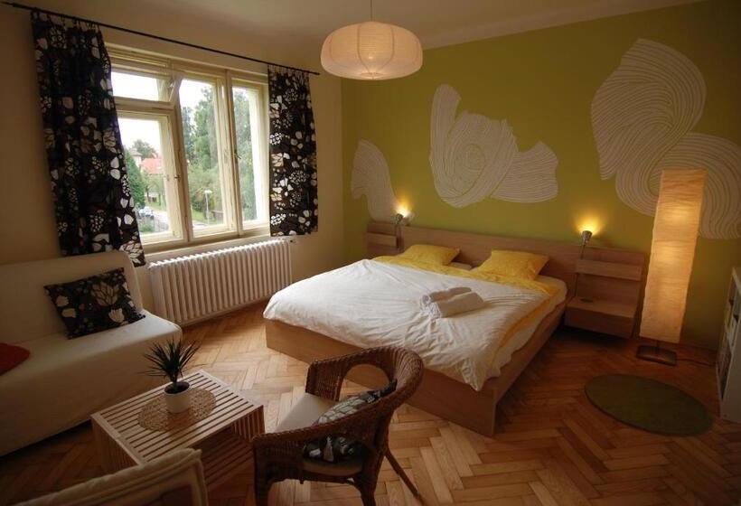 پانسیون Vila Jasmína