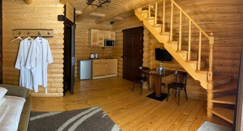 Auberge Hôtelière батярський двір