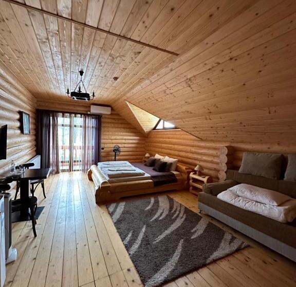 Auberge Hôtelière батярський двір