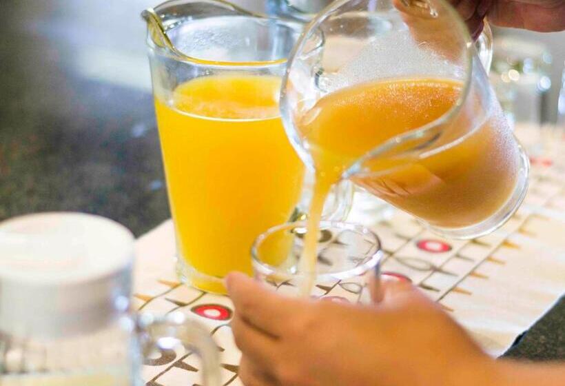 مبيت وإفطار Arum Hill Lodge