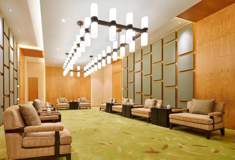 בית מלון כפרי Four Points By Sheraton Chengdu, Pujiang Resort