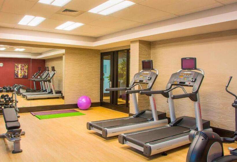 هتل Residence Inn By Marriott Charlottesville Downtown