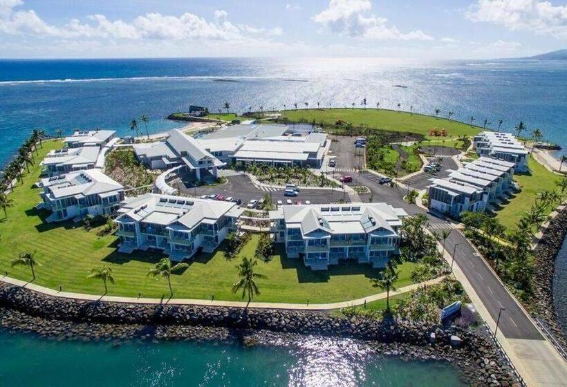 ホテル Taumeasina Island Resort