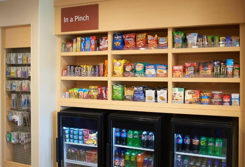 Отель Towneplace Suites By Marriott Detroit Troy