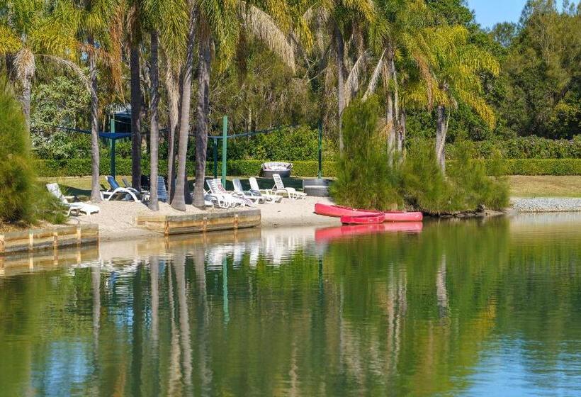 هتل Ultiqa Village Resort