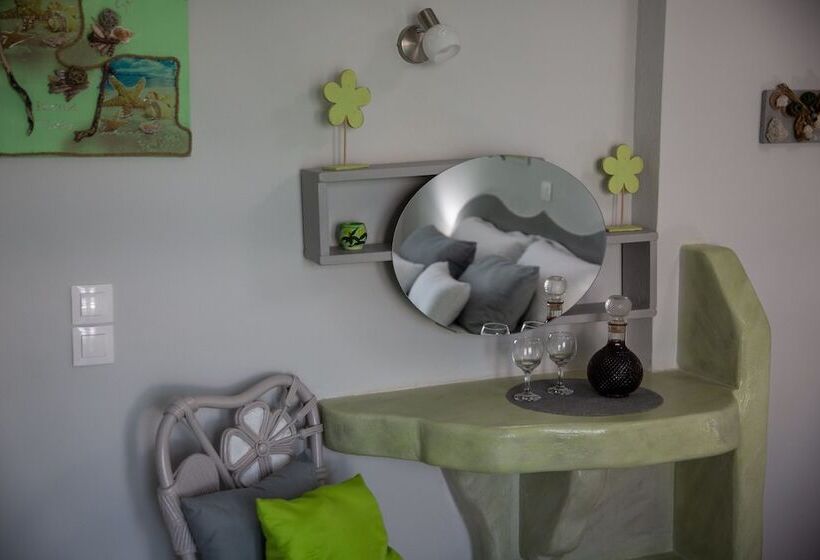 Pasithei Studios
