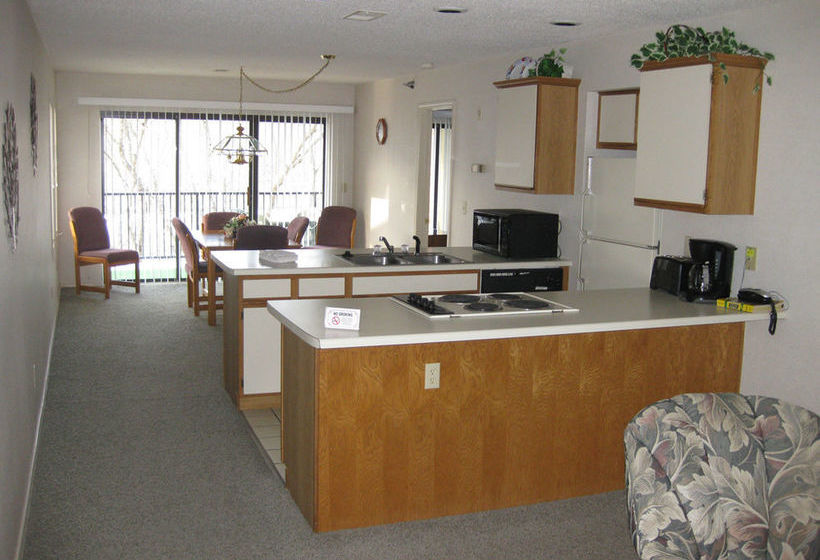 Roark Vacation Resort