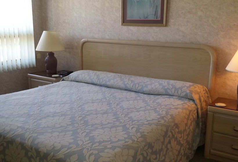 Roark Vacation Resort