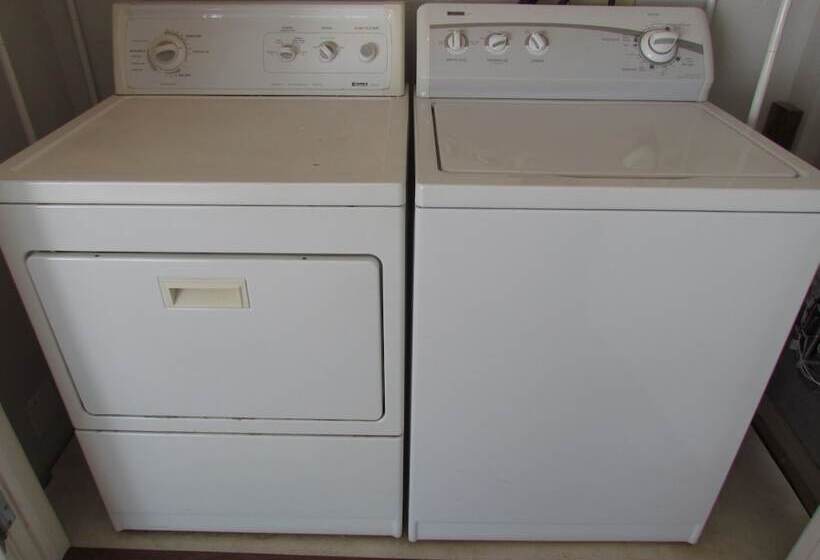 3 Bedroom House On The Beach