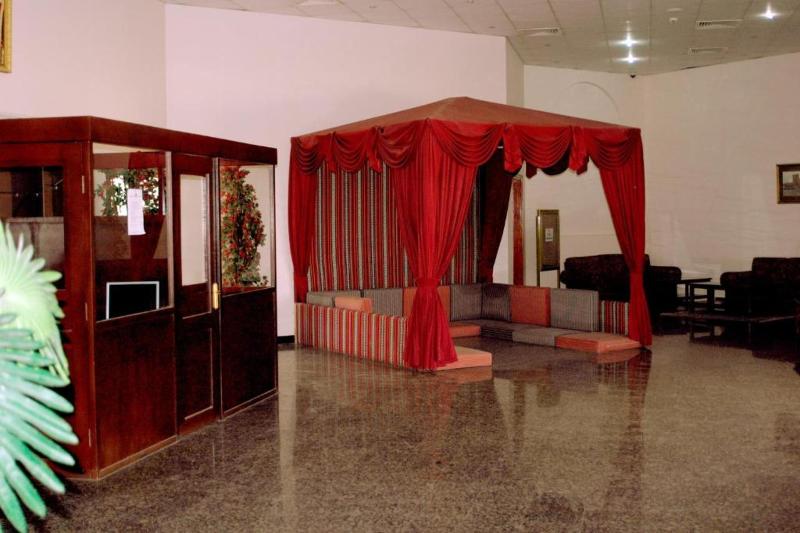 هتل Al Sharqiya Sands
