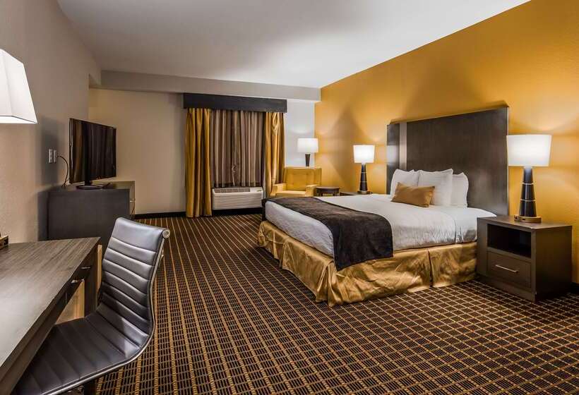 هتل Best Western Plus Lampasas Inn & Suites